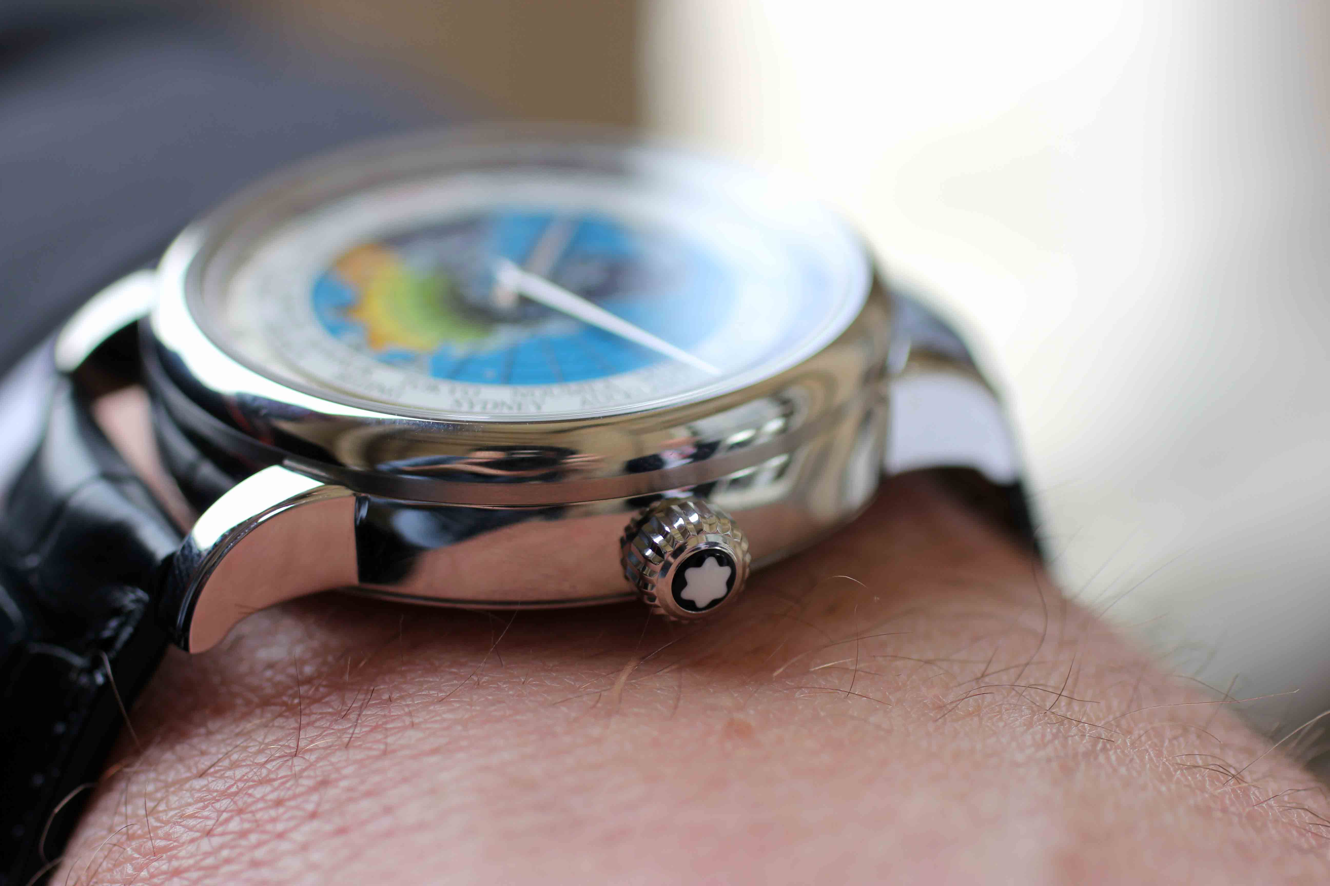 Montblanc 4810 Orbis Terrarum side view on the wrist