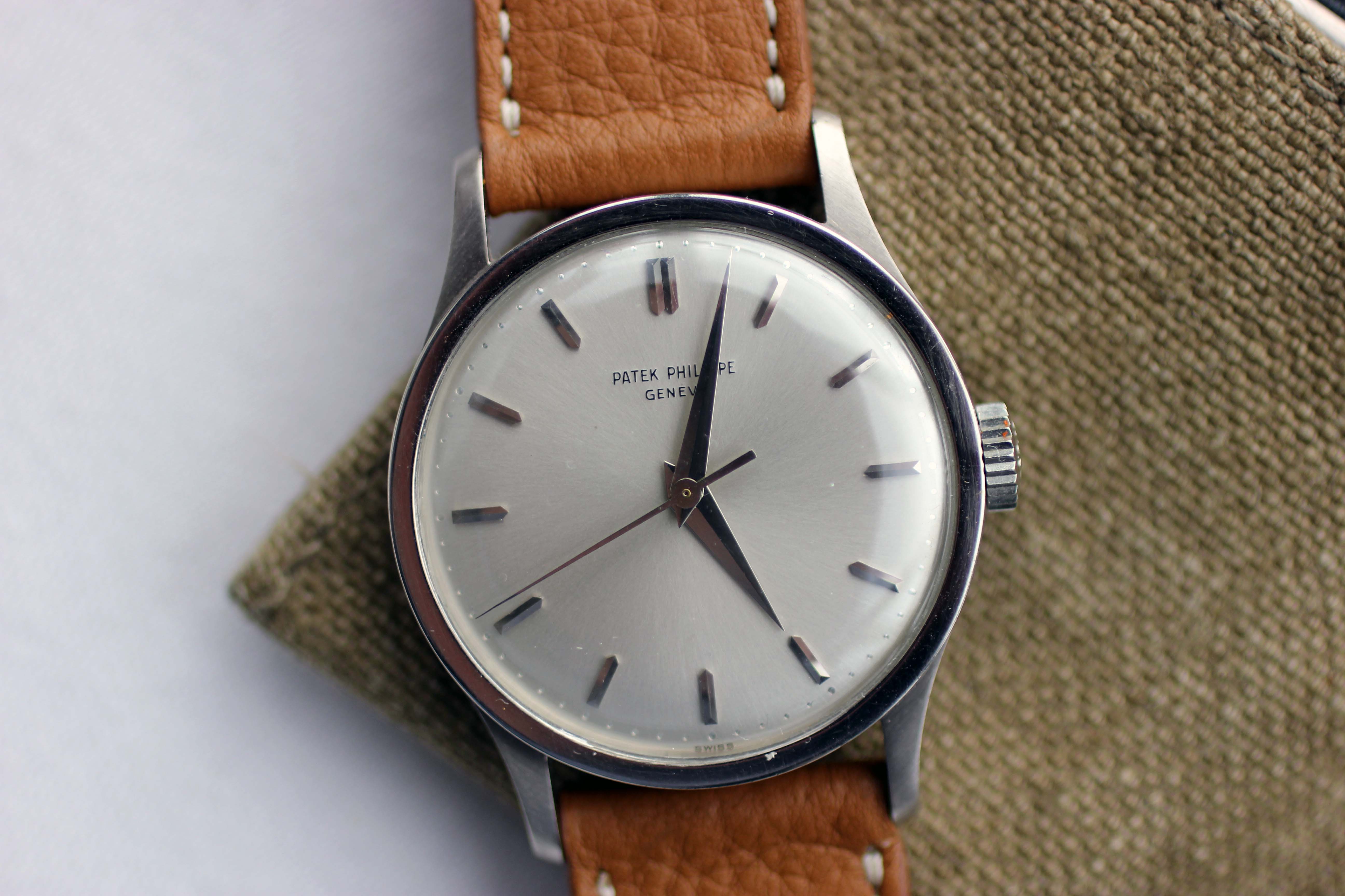 Reference 570 oversized white-gold Calatrava.